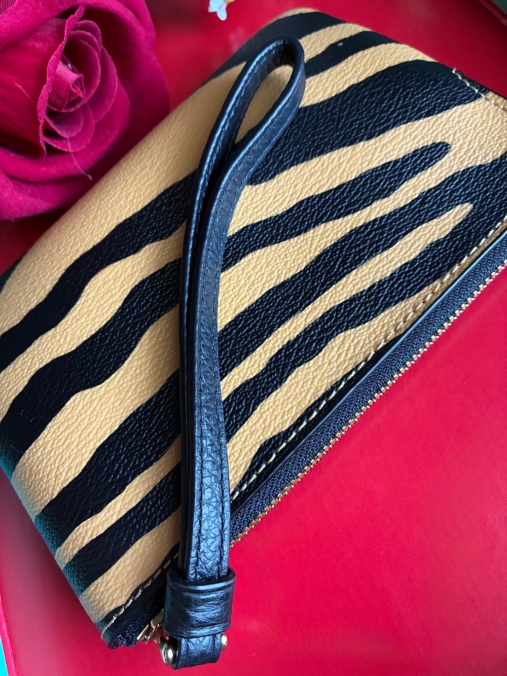 Coach Tiger Stripe Wristlet - Black & Tan - Picture 8 of 9